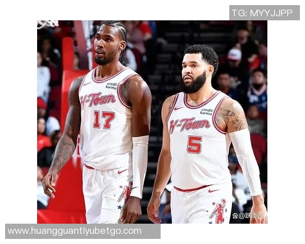 火箭队近期首发阵容进攻效率飙升至142抢回60投丢球展现强大实力